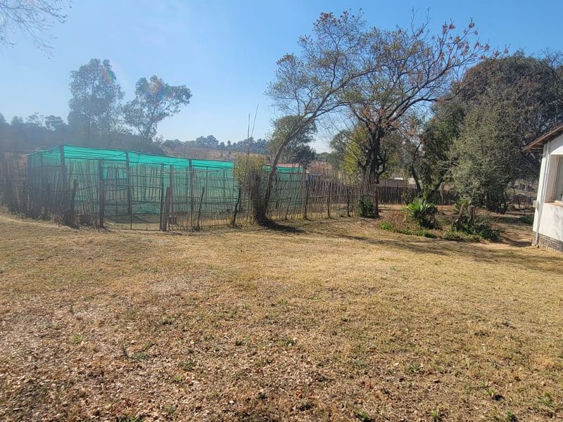 Farmall smallholding easy access from Malibongwe - Photo 9
