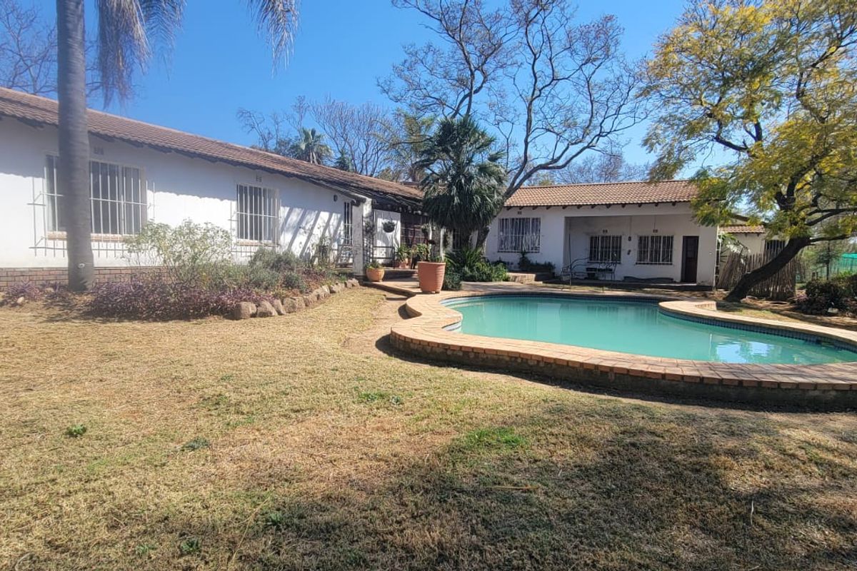 Farmall smallholding easy access from Malibongwe - Photo 5
