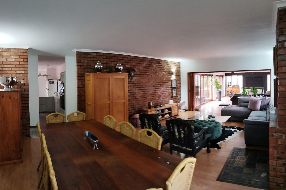 Stylish Facebrick Home in the Heart of Winterhoek Park - Photo 5