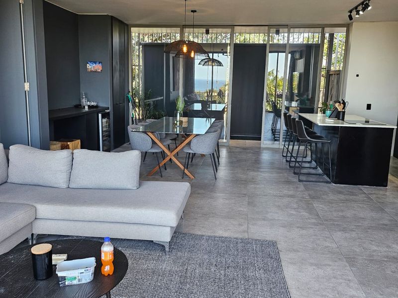 Modern 2-Bedroom Forest Apartment in Dunkirk Estate - Photo 4