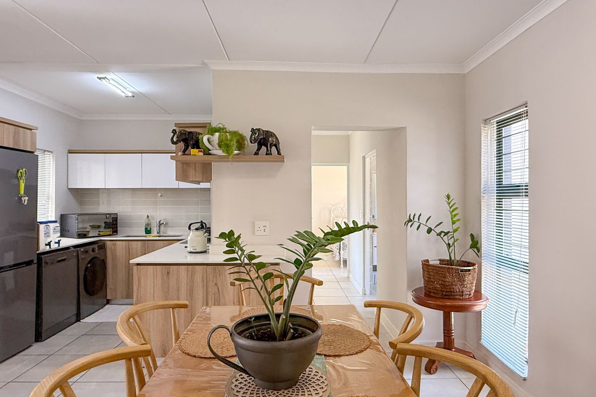 Luxury Apartment in Ballito Hills Estate - Photo 3