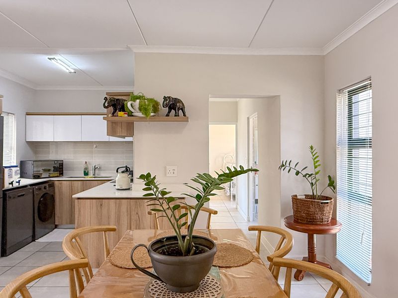 Luxury Apartment in Ballito Hills Estate - Photo 3