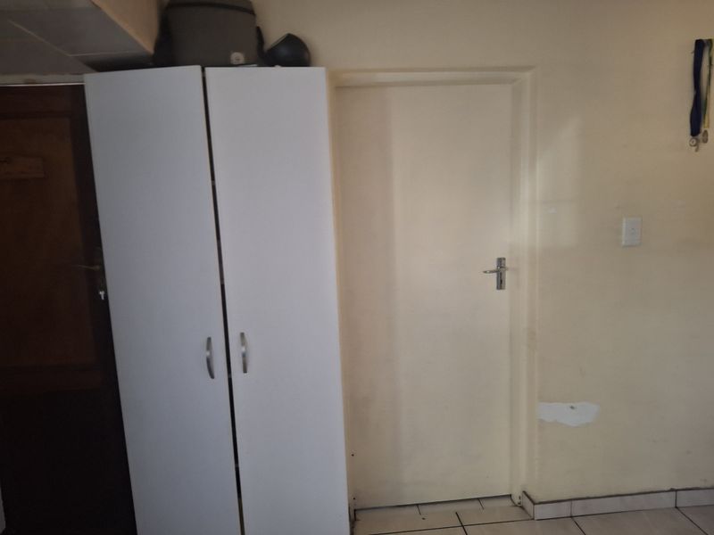 Immaculate Townhouse for Sale in Edleen! - Photo 7