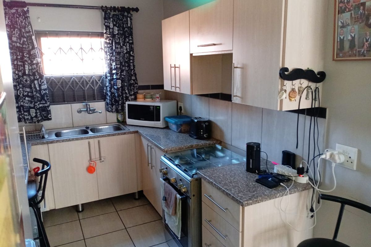 2-Bedroom Townhouse – Terra Nova Lifestyle Estate, Trichardt - Photo 4