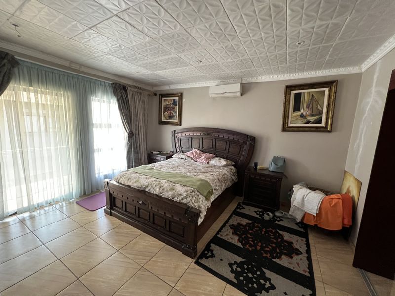 Modern Family Home in a Secure Estate – Polokwane - Photo 6