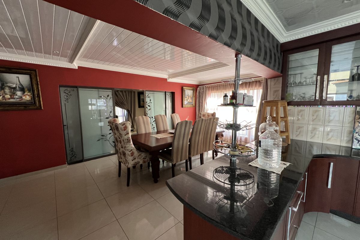 Modern Family Home in a Secure Estate – Polokwane - Photo 3