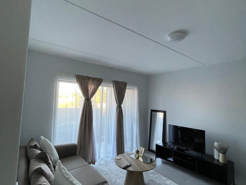 Modern 2 Bedroom, 2 Bathroom Apartment in Pepper Lane, Kosmosdal - Photo 7