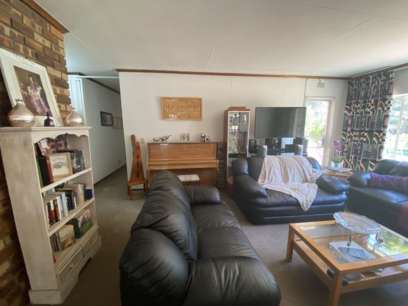 3 Bedroom Corner Stand Atlasville - Photo 10