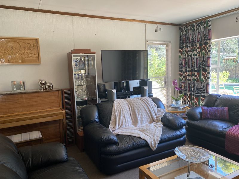 3 Bedroom Corner Stand Atlasville - Photo 9