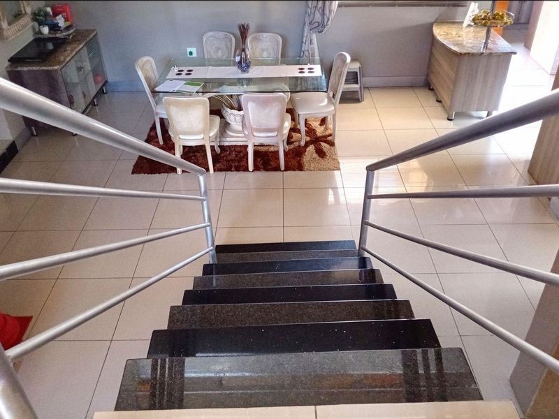 4 Bedroom House for Sale in Bendor - Photo 5