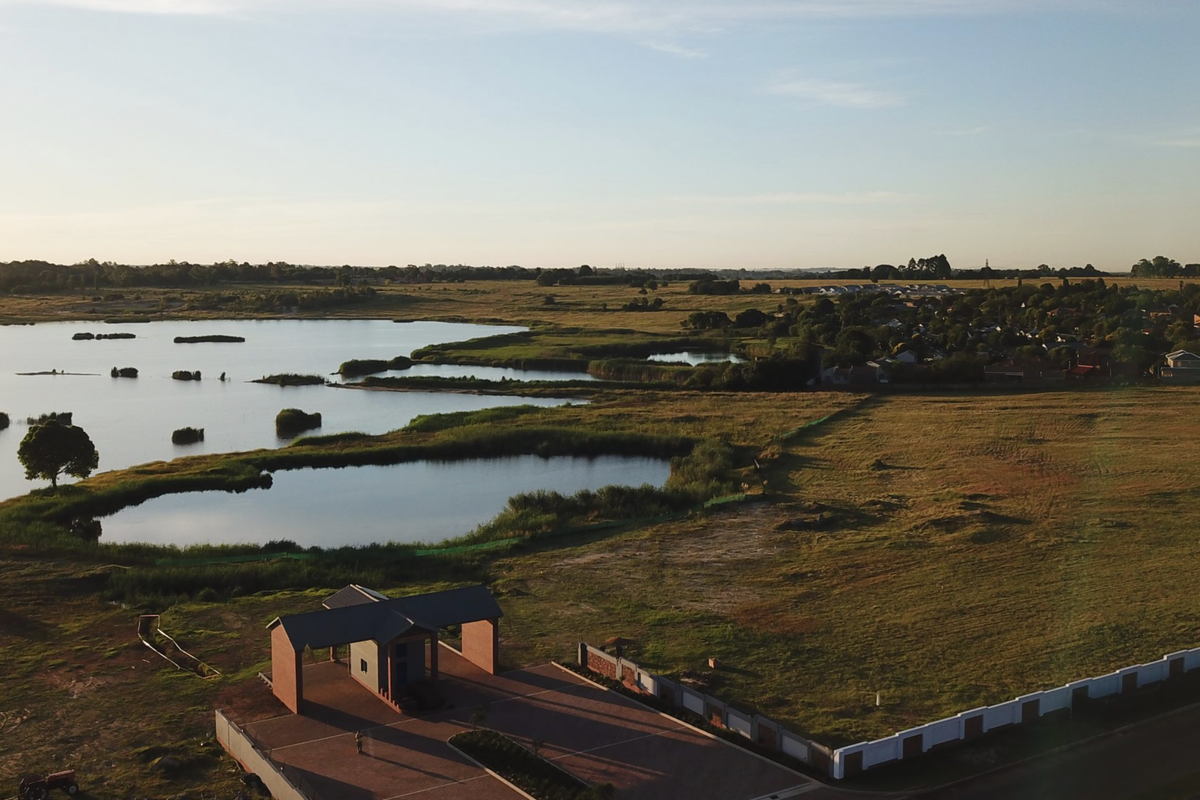 Luxury eco-estate stands for Sale - Photo 3