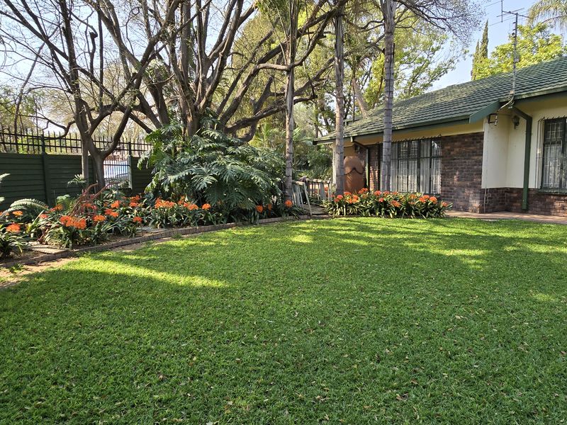 4 Bedroom House for Sale in Welgelegen - Photo 2