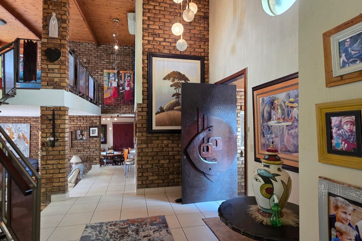 Riverfront Luxury Living – A Rare Find in Three Rivers East - Photo 4