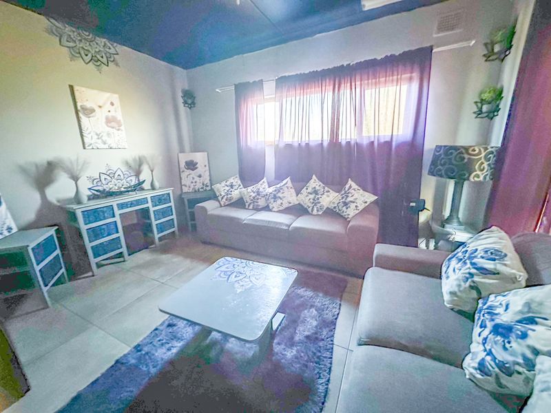 Spacious Family Home with Day Care Rights in Nyala Park - Photo 4