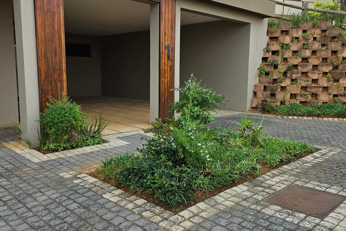 Stunning 4-Bedroom Townhouse in Zimbali Estate – R5,995,000 - Photo 3