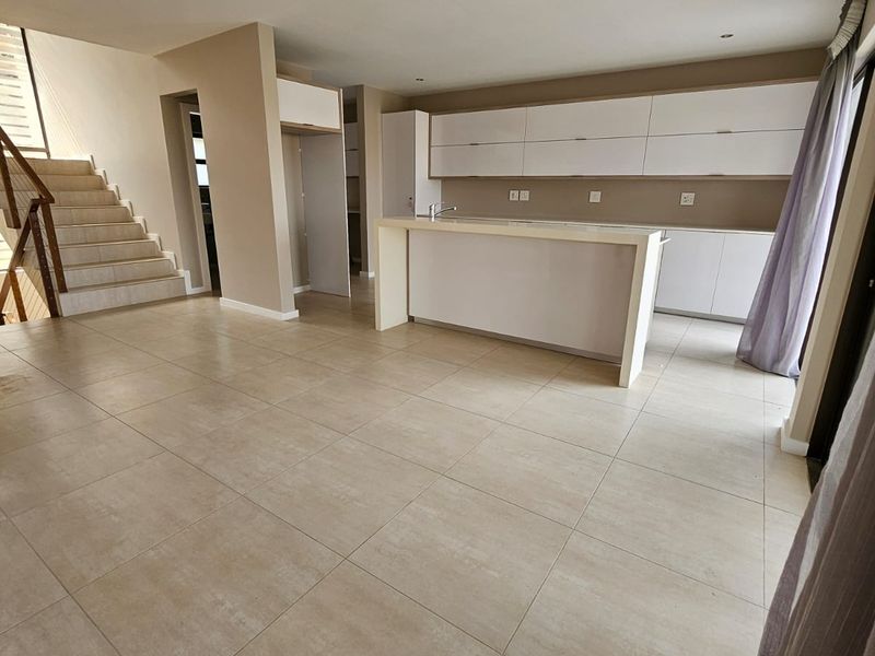 Stunning 4-Bedroom Townhouse in Zimbali Estate – R5,995,000 - Photo 7