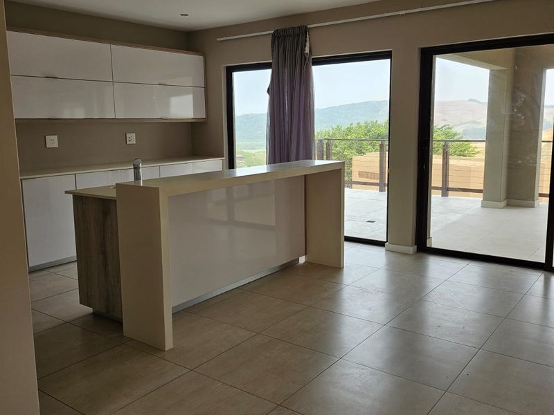 Stunning 4-Bedroom Townhouse in Zimbali Estate – R5,995,000 - Photo 6