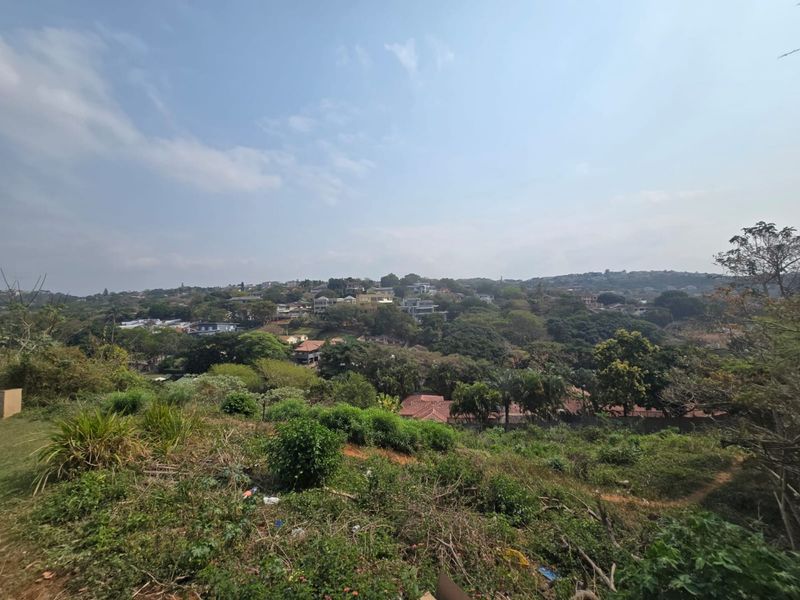Prime 1025m2 Vacant Stand in Central Ballito – Sea View Potential - Photo 8