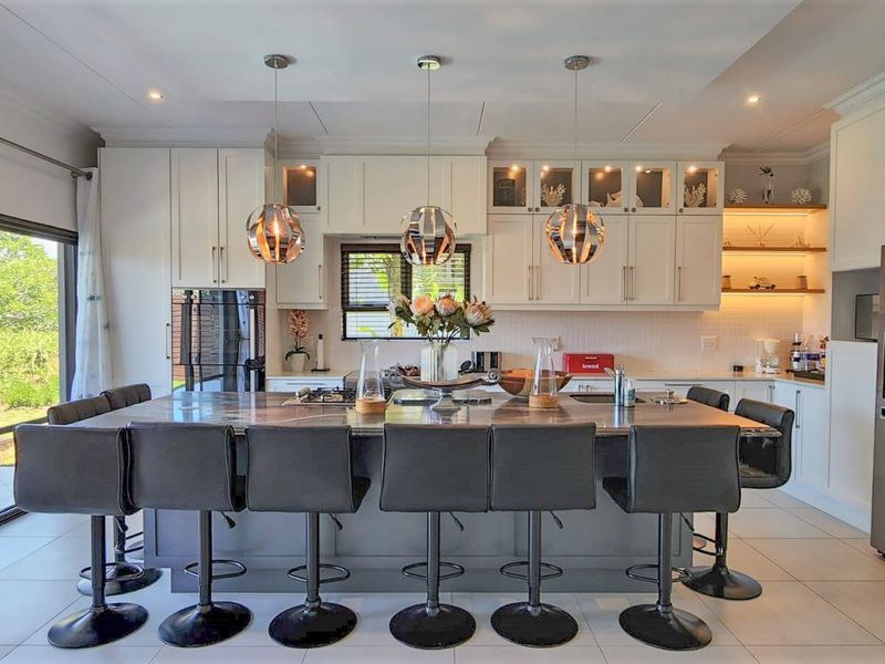 4 Bedroom Townhouse in Zimbali Estate - Photo 8