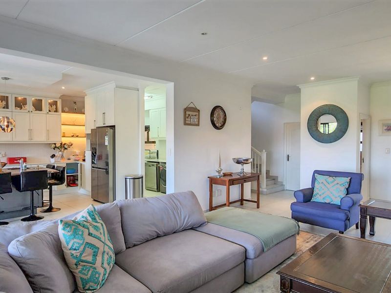 4 Bedroom Townhouse in Zimbali Estate - Photo 5