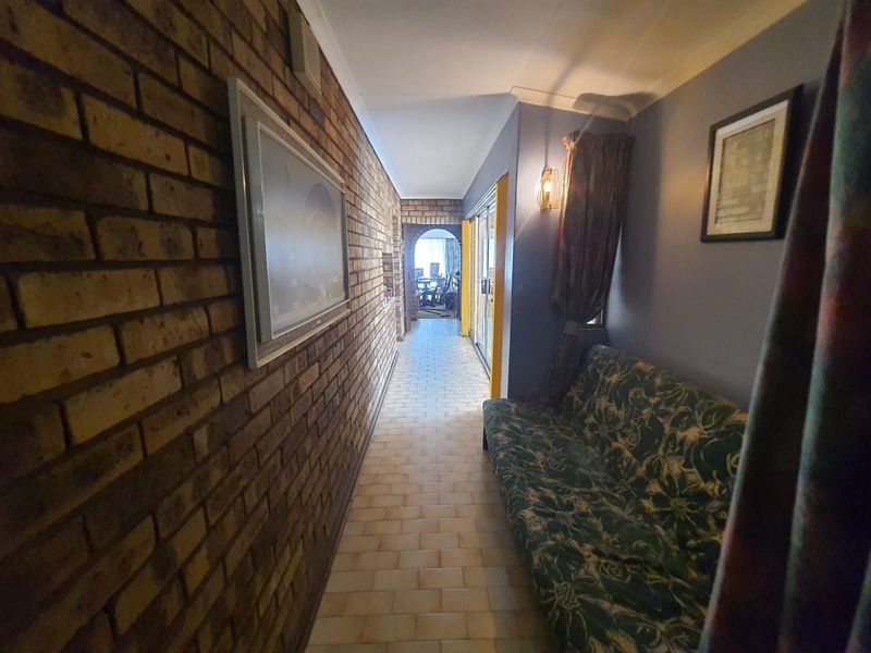 Perfect Buy In SE 3 With A Huge Home With A Unique Layout and A Massive Yard - Photo 10