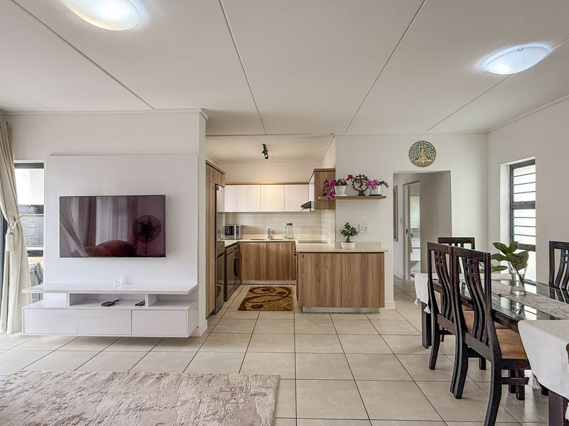 Modern 3-Bedroom Luxury Apartment in Ballito Hills Estate – Comfort, Style & Prime Location - Photo 4