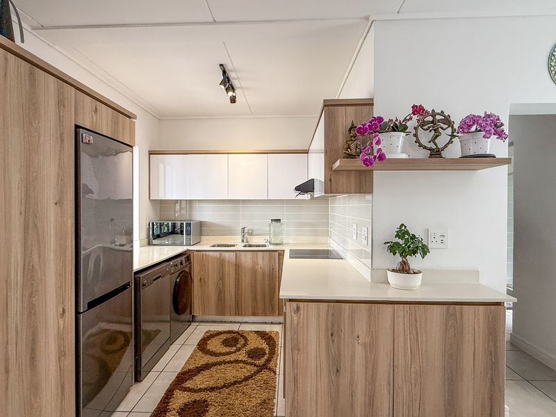 Modern 3-Bedroom Luxury Apartment in Ballito Hills Estate – Comfort, Style & Prime Location - Photo 3