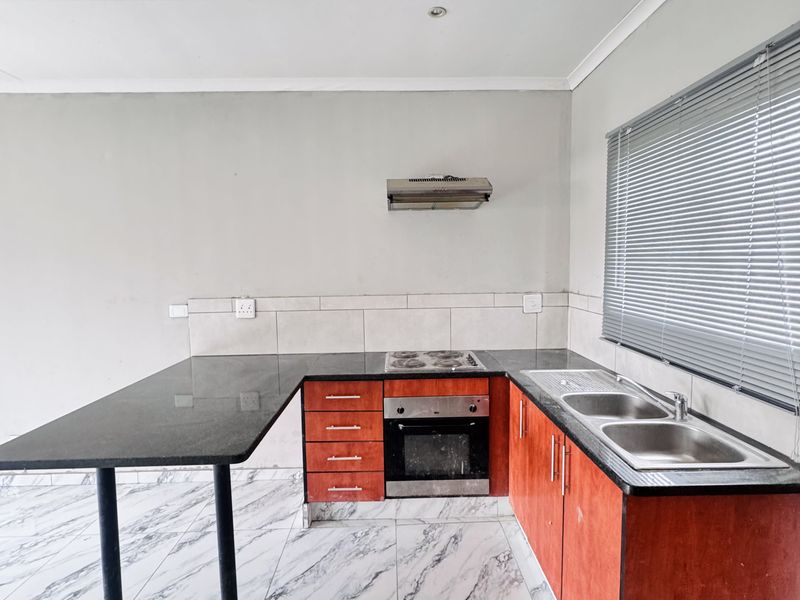 SOLE MANDATE | Secure Living on a Spacious Corner Stand In Clearwater Estate - Photo 3