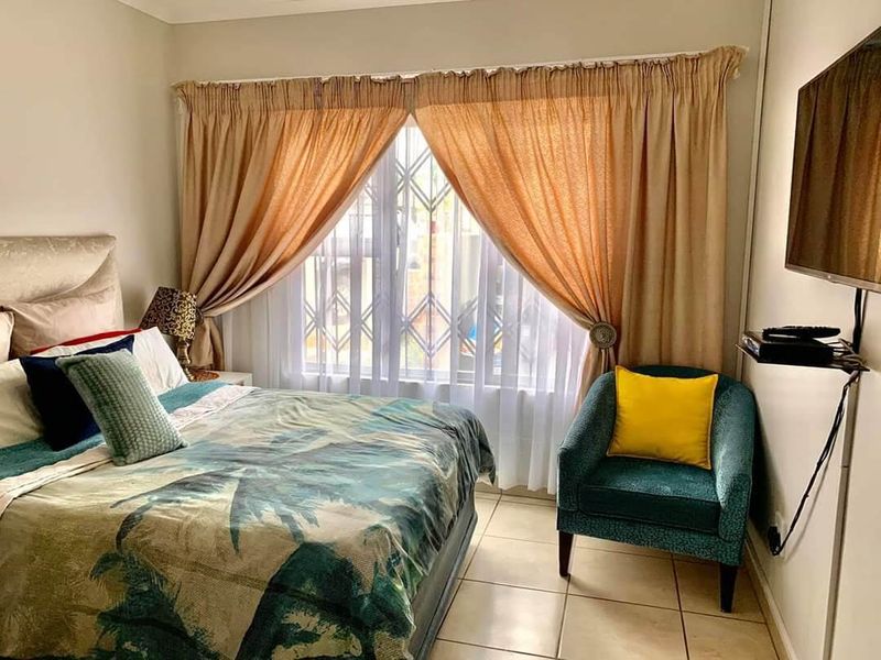 Modern, Secure and Stylish 3 Bedroom Home with En-Suite Master Retreat - Photo 10