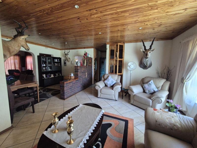 Move-In Ready Family Gem Near Carnival Mall with Ample Space & Style - Photo 9