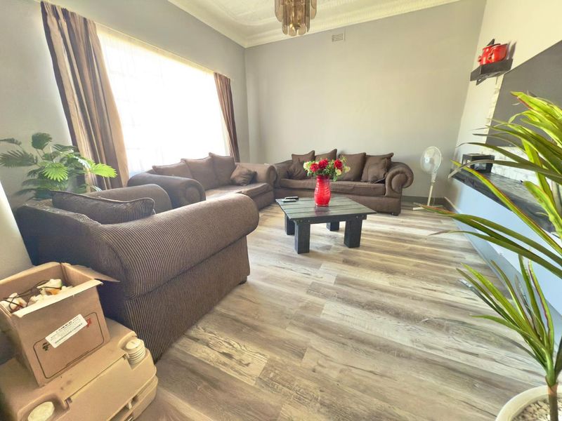 3-Bedroom Home with 2 Income-Generating Units – Rare Investment Opportunity in Brakpan Central! - Photo 5