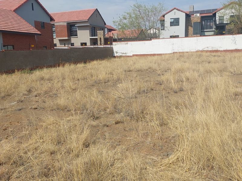 Northern Suburb Gem! Your Dream Begins Here - Photo 4