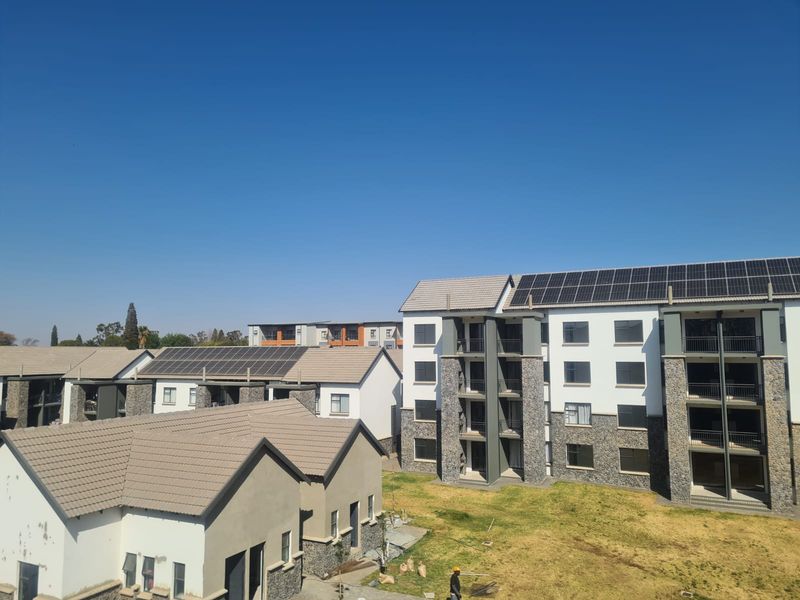 Lock-Up-and-Go Living with Built-In Braai – 2-Bedroom Townhouse - Photo 6