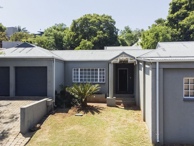 Off-The-Grid 3 Bed Family Home with Flat in Faerie Glen - Photo 4