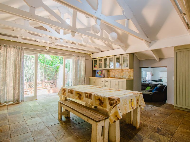 3 Bed Family Home Faerie Glen - Photo 8