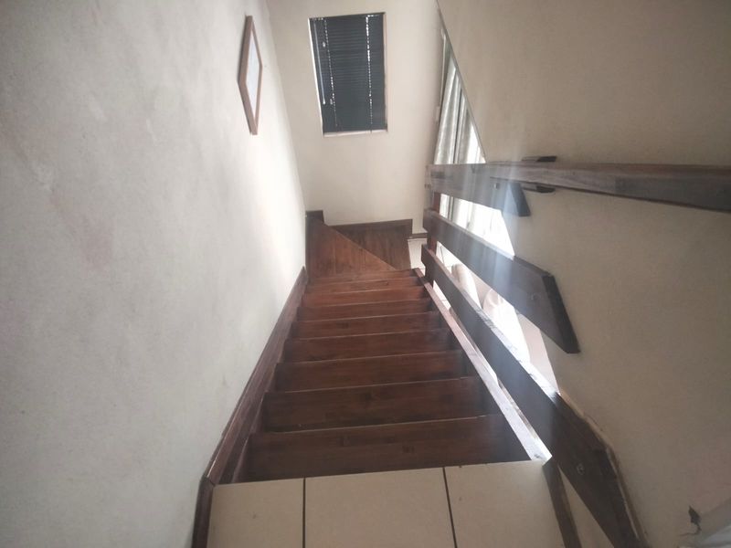 Lock-Up and Go!!       2 bedroom, 1 bathroom apartment - Photo 9