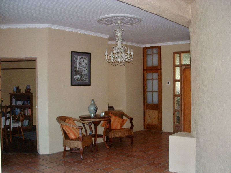 Upmarket Rustic Retreat in a Tranquil Country Setting - Photo 6