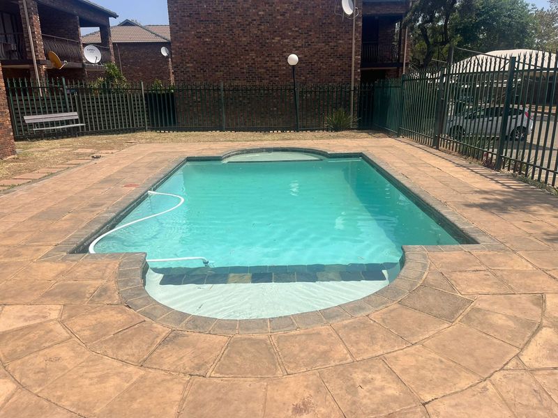 Beautiful 2 bedroom apartment in Sonneveld, Sunset Boulevard - Photo 4