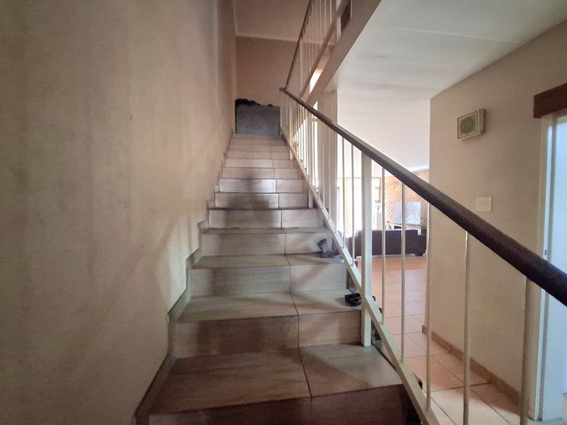 Dual Mandate! - Photo 6