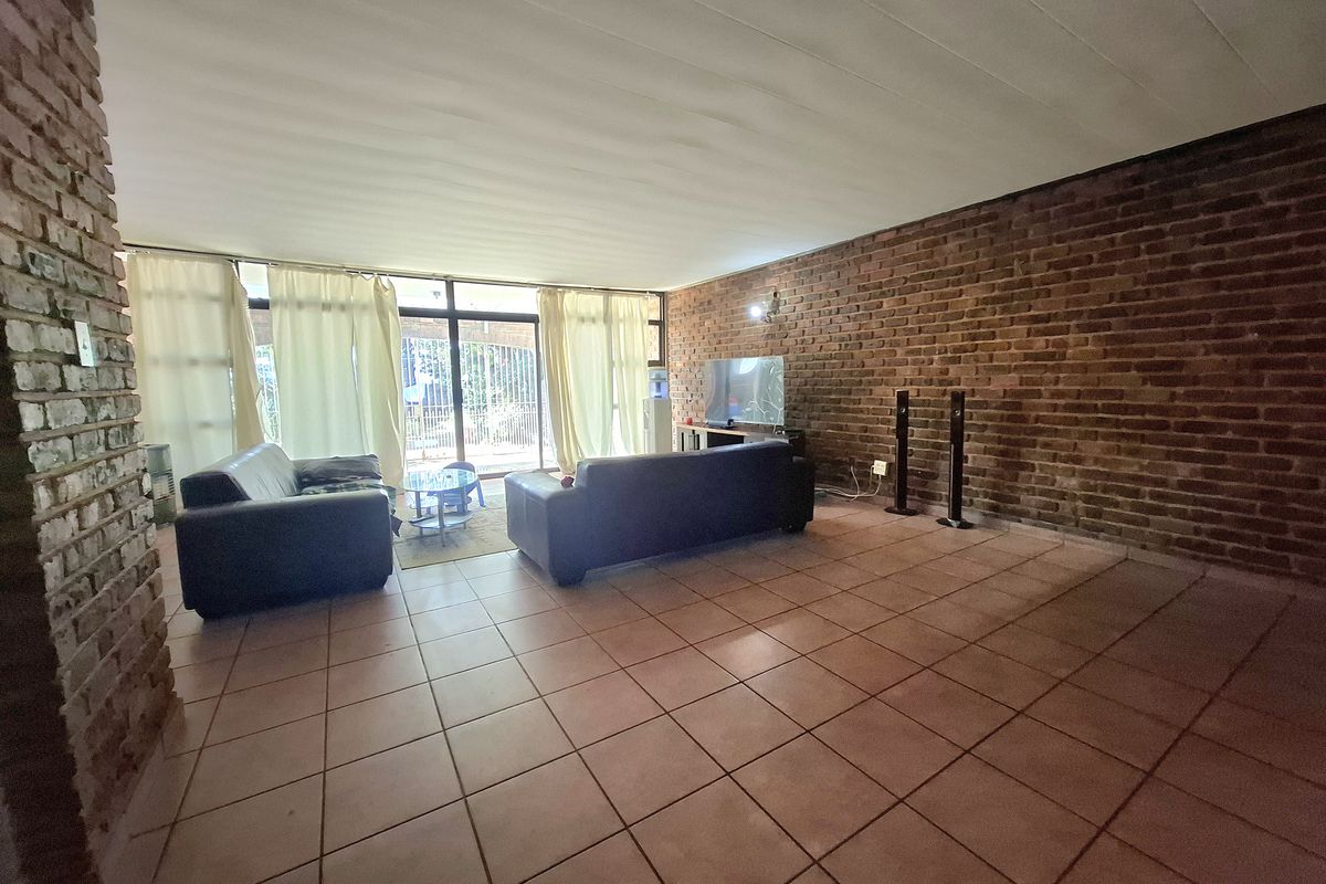 Dual Mandate! - Photo 3