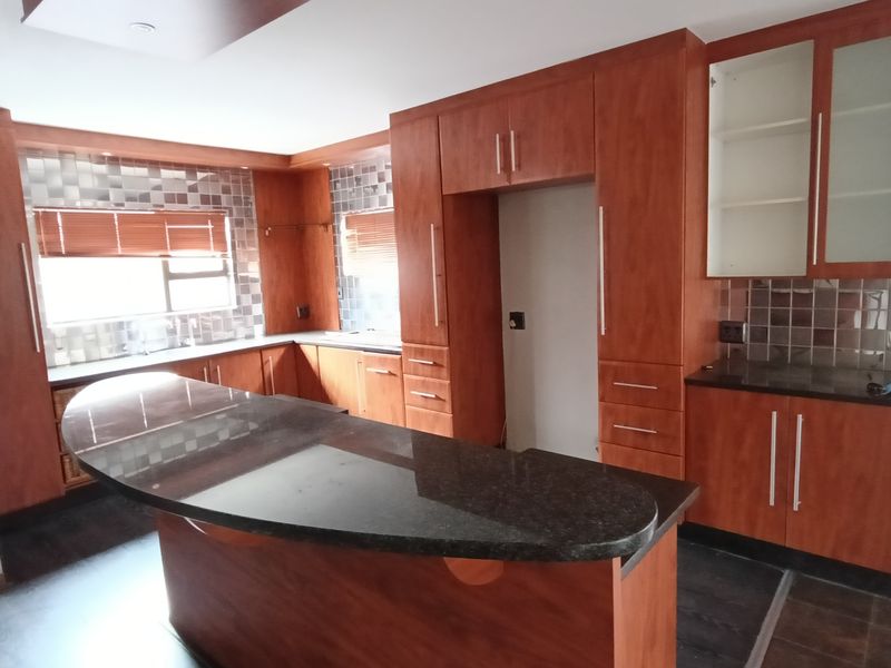 Property for sale in Reyno Heights! - Photo 6