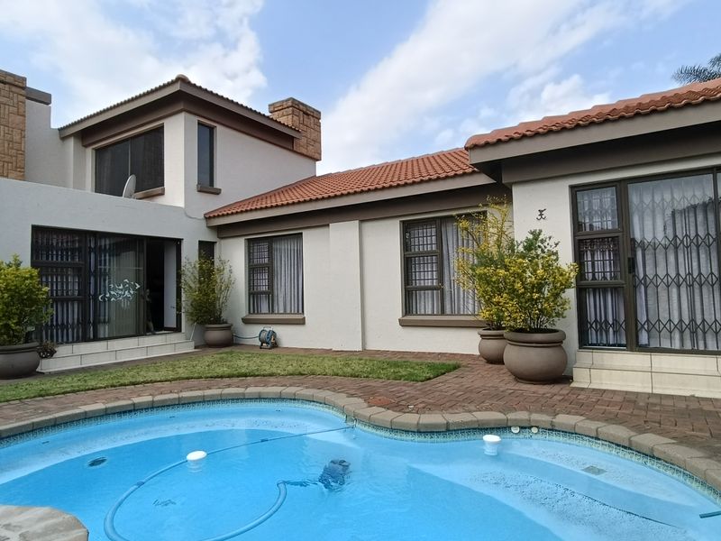 Beautiful property for sale in Arabella estate. - Photo 2