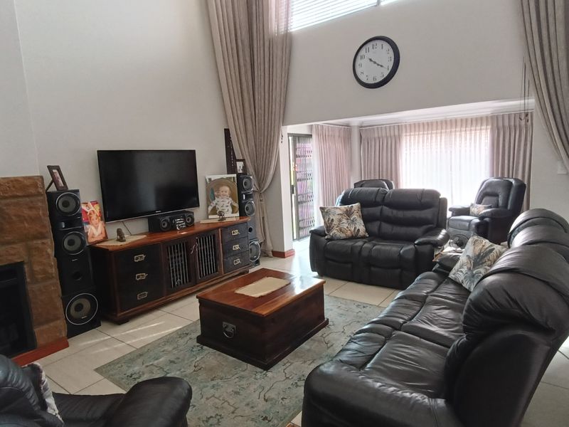 Beautiful property for sale in Arabella estate. - Photo 4