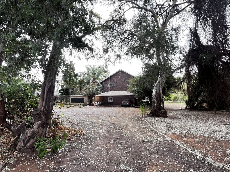 Small Holding For Sale In Benoni - Photo 8