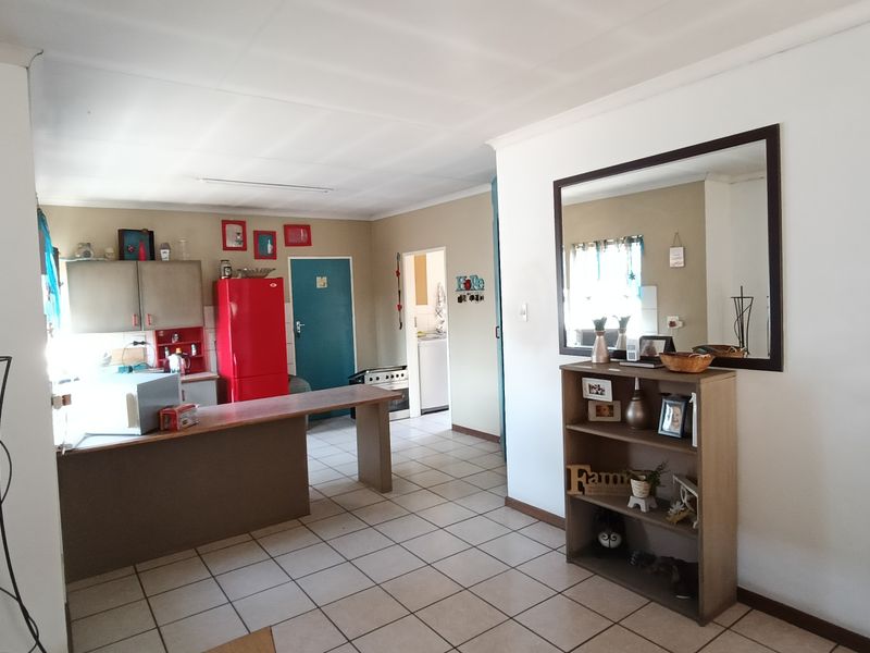 Perfect first time property or a downsizer!! - Photo 9