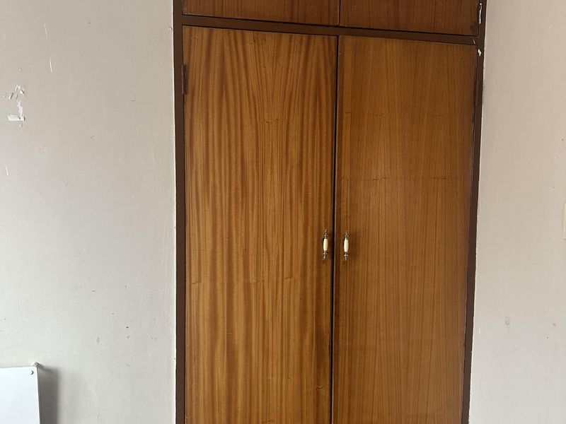 Spacious three (3) bedroom for sale - Photo 8