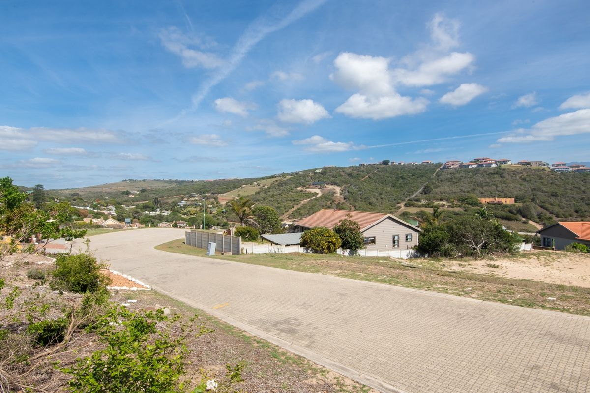 Vacant Land for Sale – Prime Location with Sea & Mountain Views - Photo 5