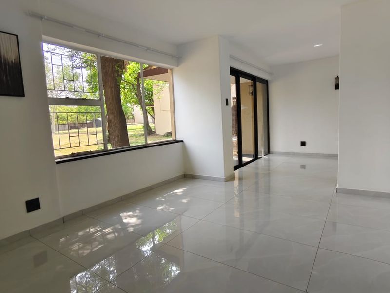 Super modern duplex townhouse in popular and secure complex located in Sasolburg - Photo 5