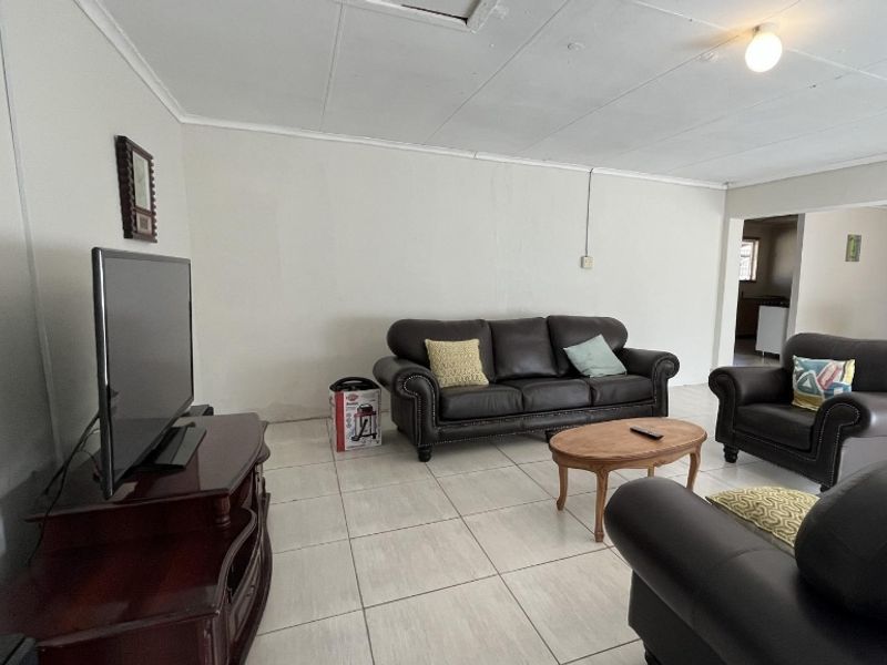 Spacious Family Home with Endless Potential - Photo 4