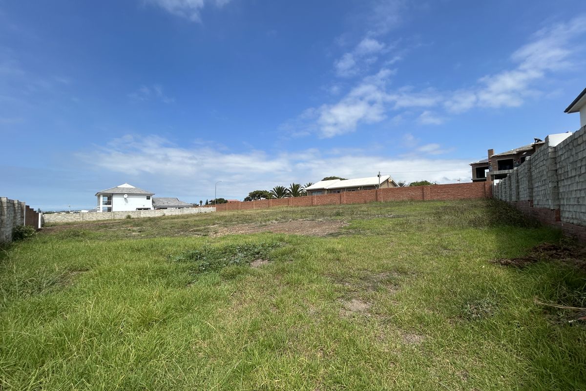 🏡 Prime Vacant Stand in Prestigious Jeffreys Bay Estate - Photo 4